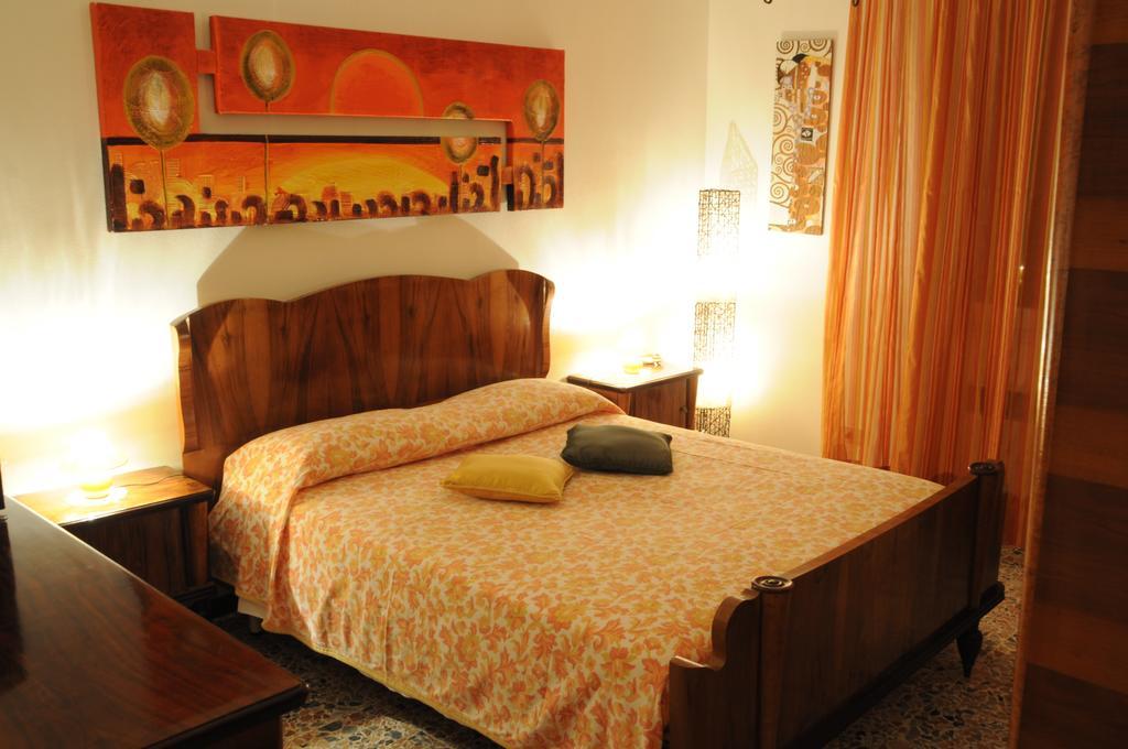 Casa Tarragona Bed and Breakfast Alghero Værelse billede